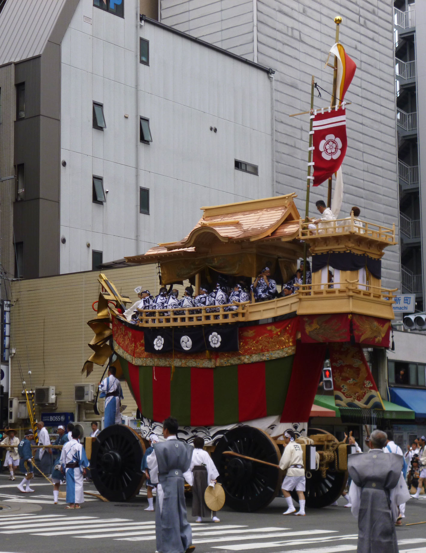 祇園祭　大船鉾　No.2　大金幣と龍頭